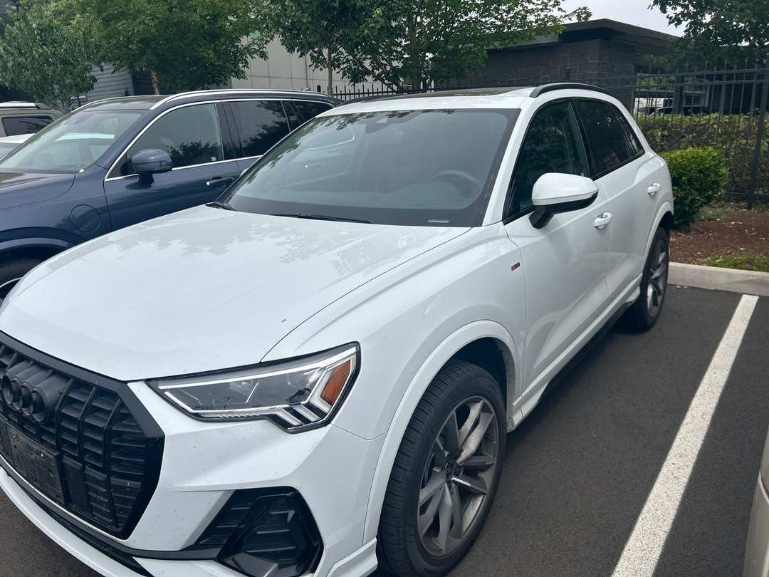 2024 Audi Q3 Premium Plus - Image 3