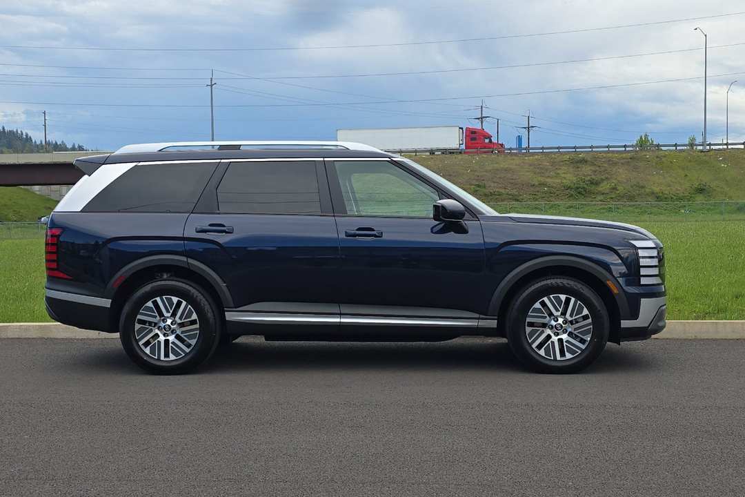2026 Hyundai Palisade Hybrid SEL - Image 2