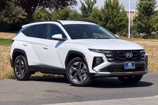 2026 Hyundai Tucson Hybrid SEL