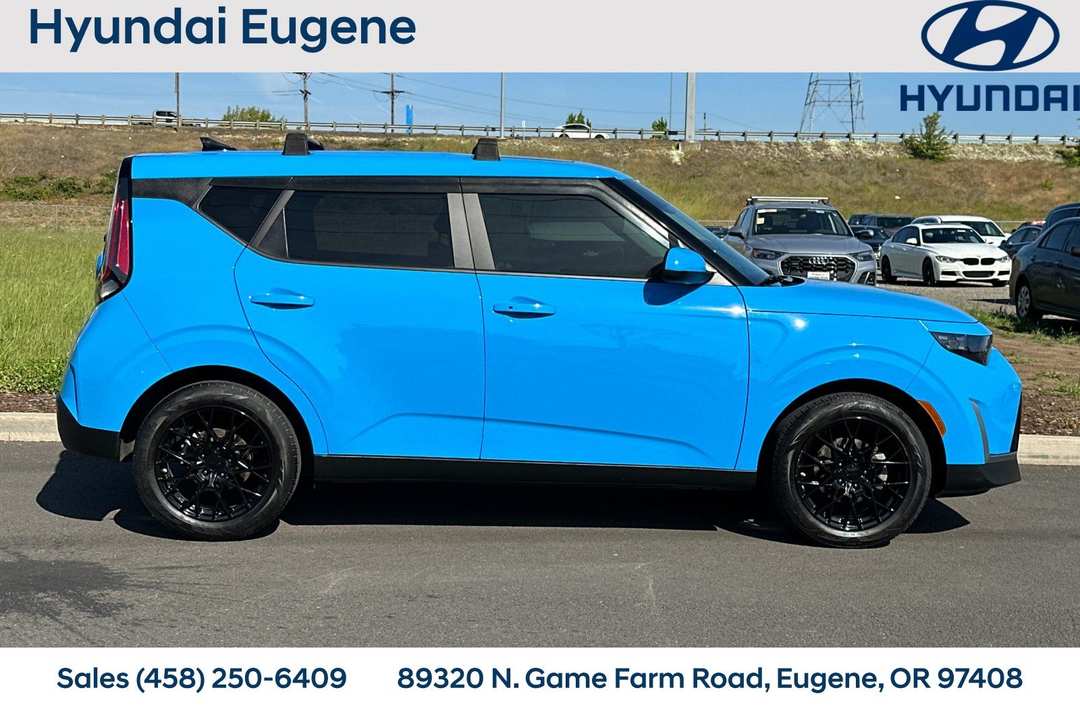 2024 Kia Soul EX - Image 2
