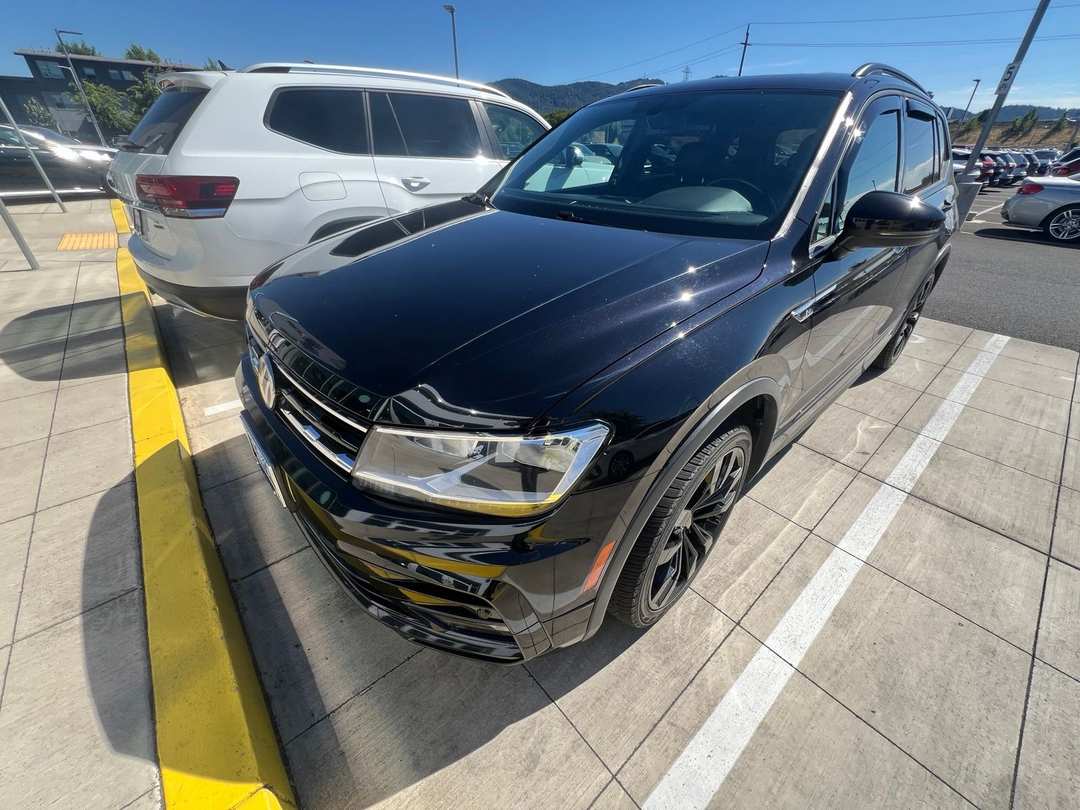 2021 Volkswagen Tiguan 2.0T SE RLine Black - Image 2