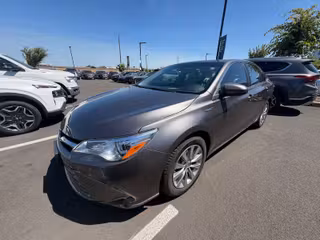 2016 Toyota Camry Hybrid XLE