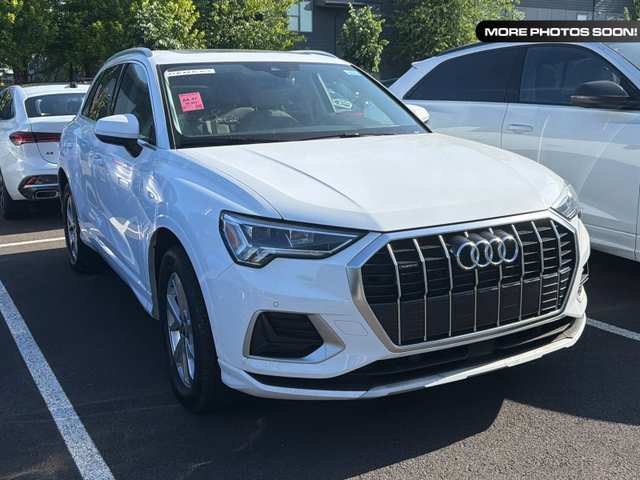 2024 Audi Q3 Premium