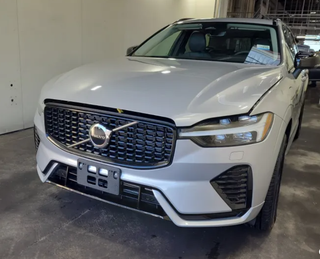 2025 Volvo Xc60 Plug-In Hybrid T8 Core