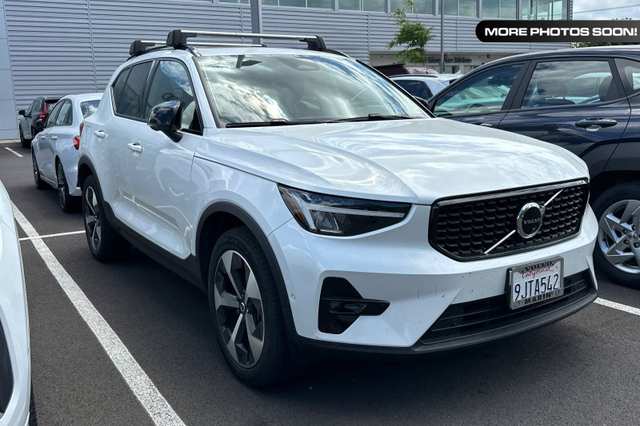 2023 Volvo Xc40 Ultimate