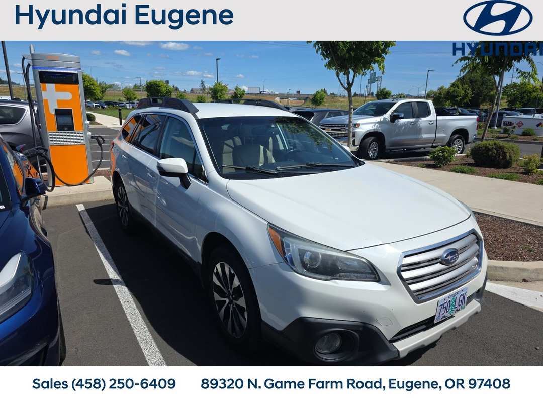 2016 Subaru Outback 2.5i - Image 3