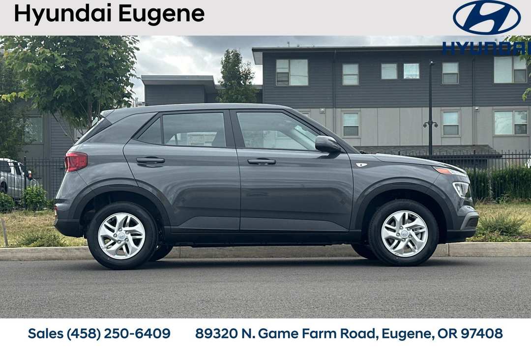 2026 Hyundai Venue SE - Image 3