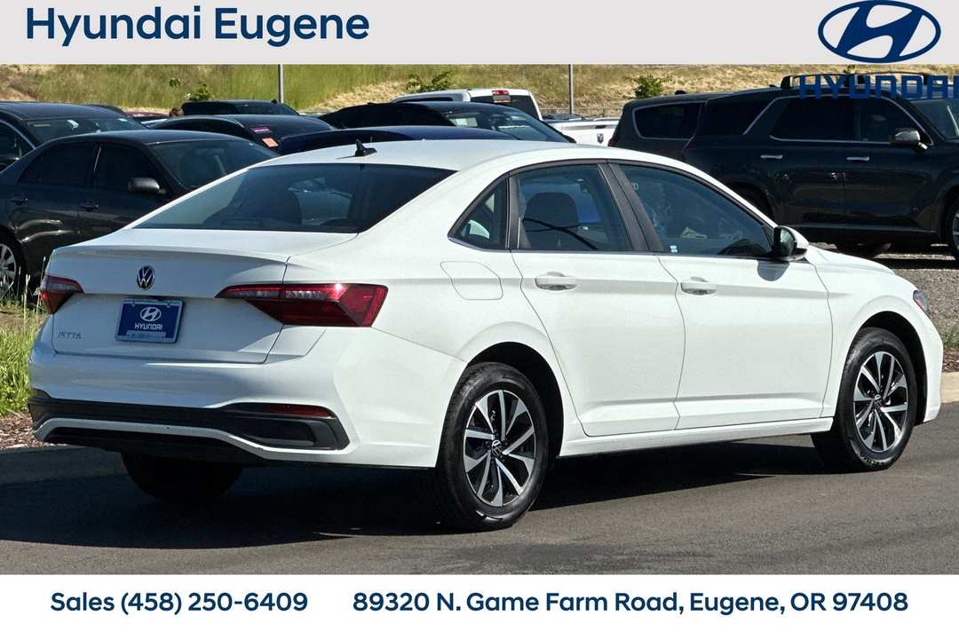 2024 Volkswagen Jetta 1.5T S - Image 3