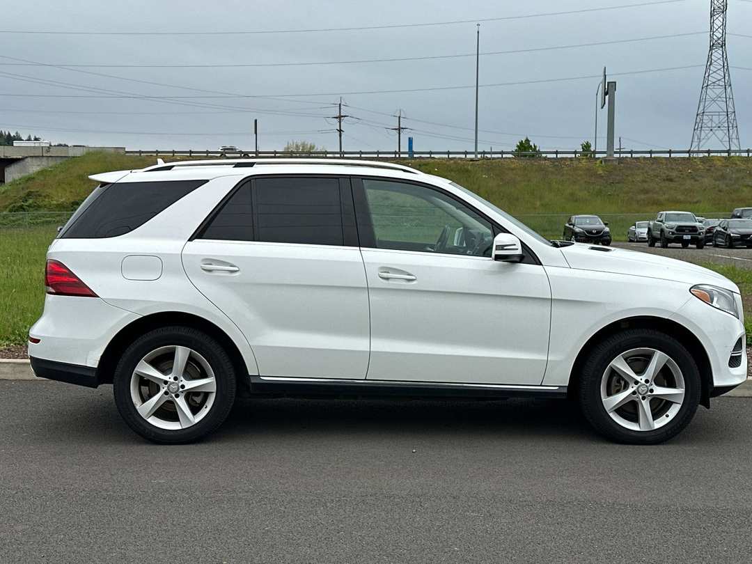2016 Mercedes-Benz GLE GLE 350 - Image 2