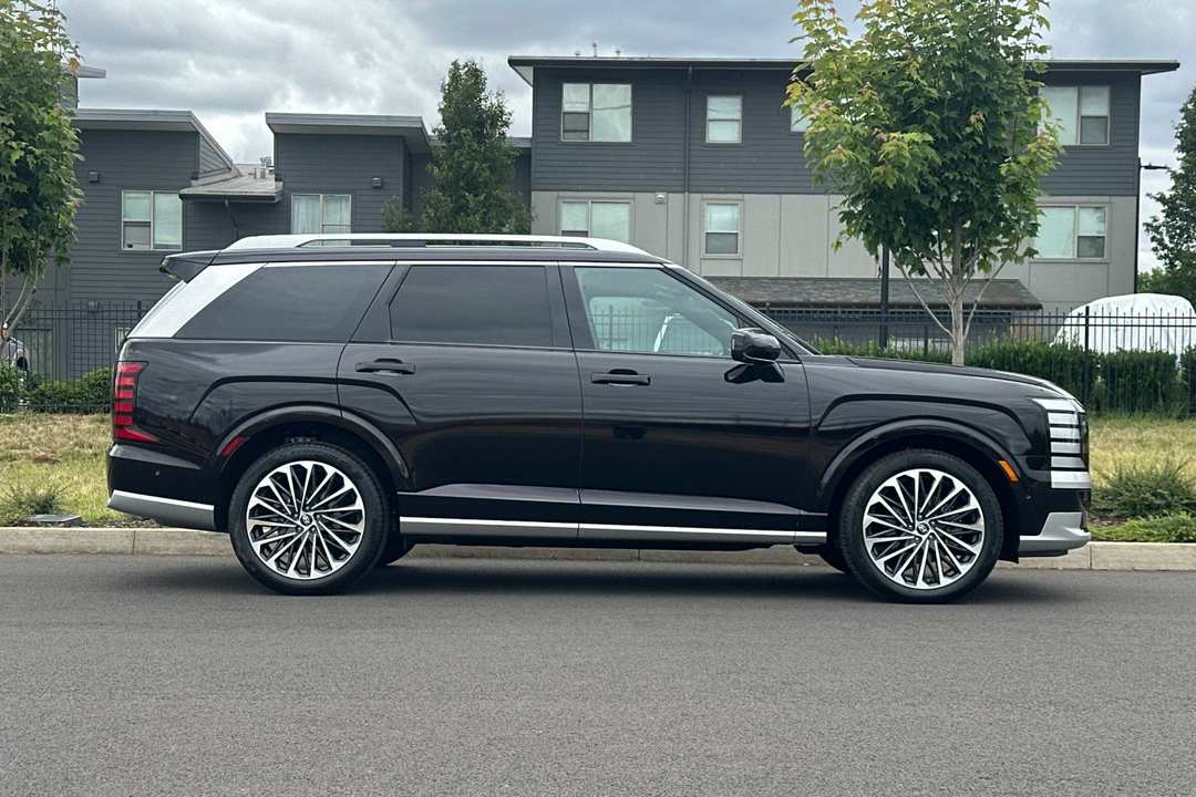 2026 Hyundai Palisade Calligraphy - Image 2