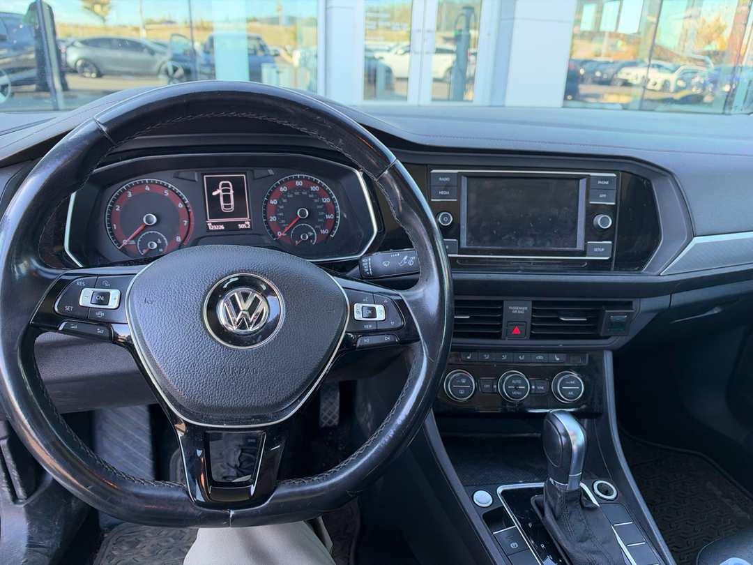 2019 Volkswagen Jetta 1.4T SE - Image 2