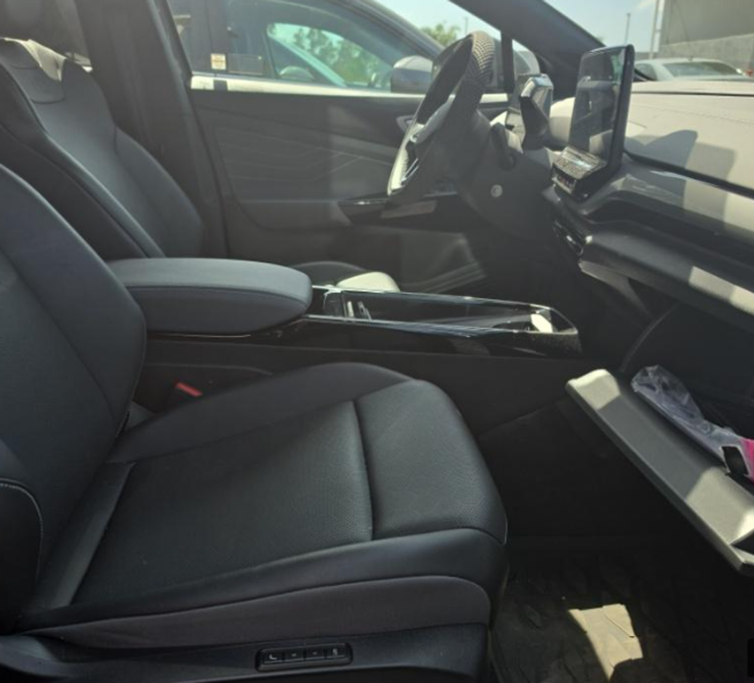 2023 Volkswagen Id.4 S - Image 2