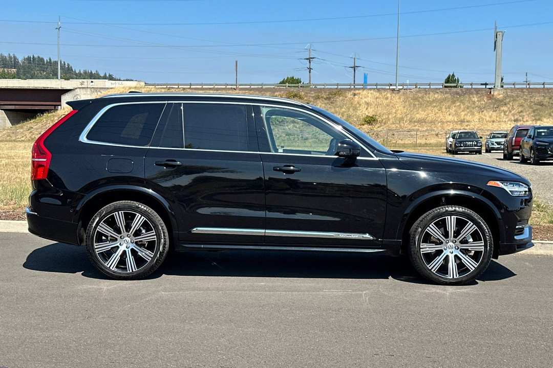 2024 Volvo Xc90 Recharge Plug-In Hybrid Ultimate - Image 2