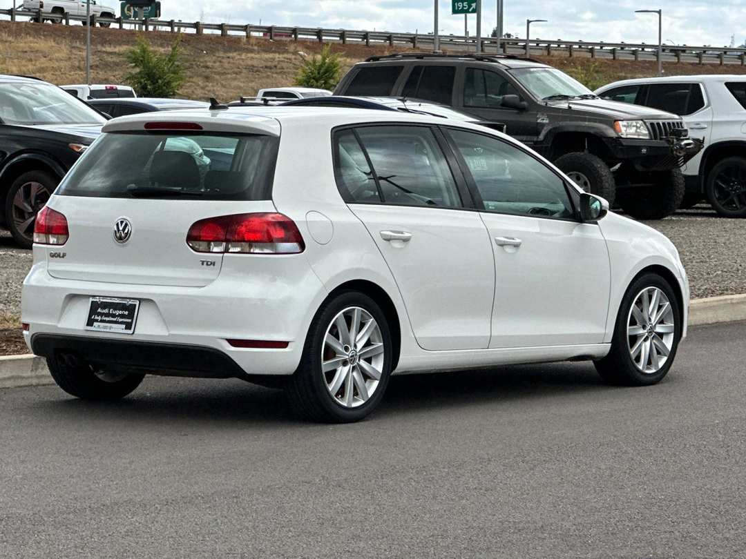 2011 Volkswagen Golf TDI - Image 3