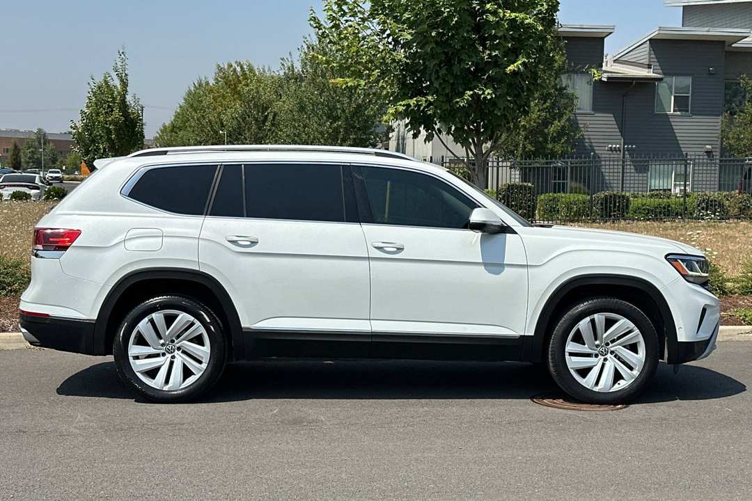 2021 Volkswagen Atlas 2.0T SEL Premium - Image 2