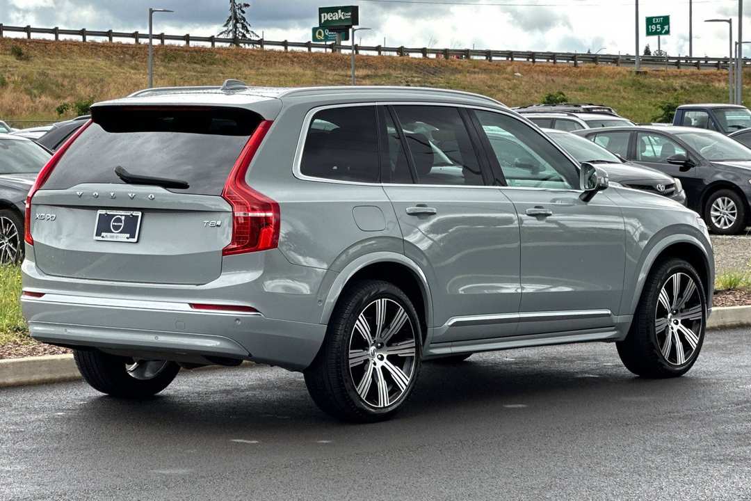 2025 Volvo Xc90 Plug-In Hybrid T8 Plus - Image 3