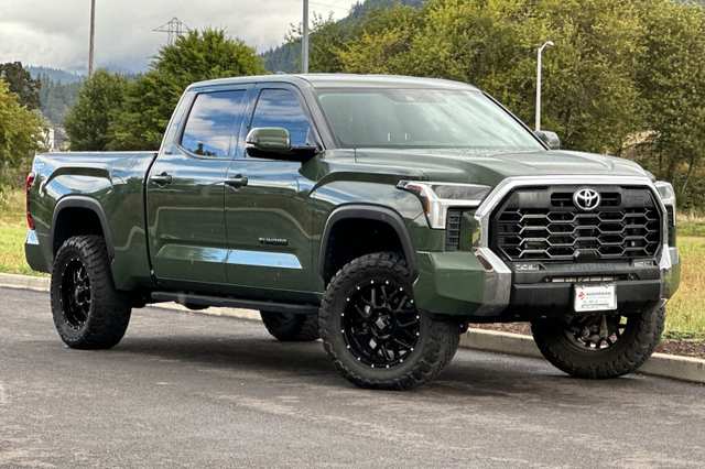 2022 Toyota Tundra SR5
