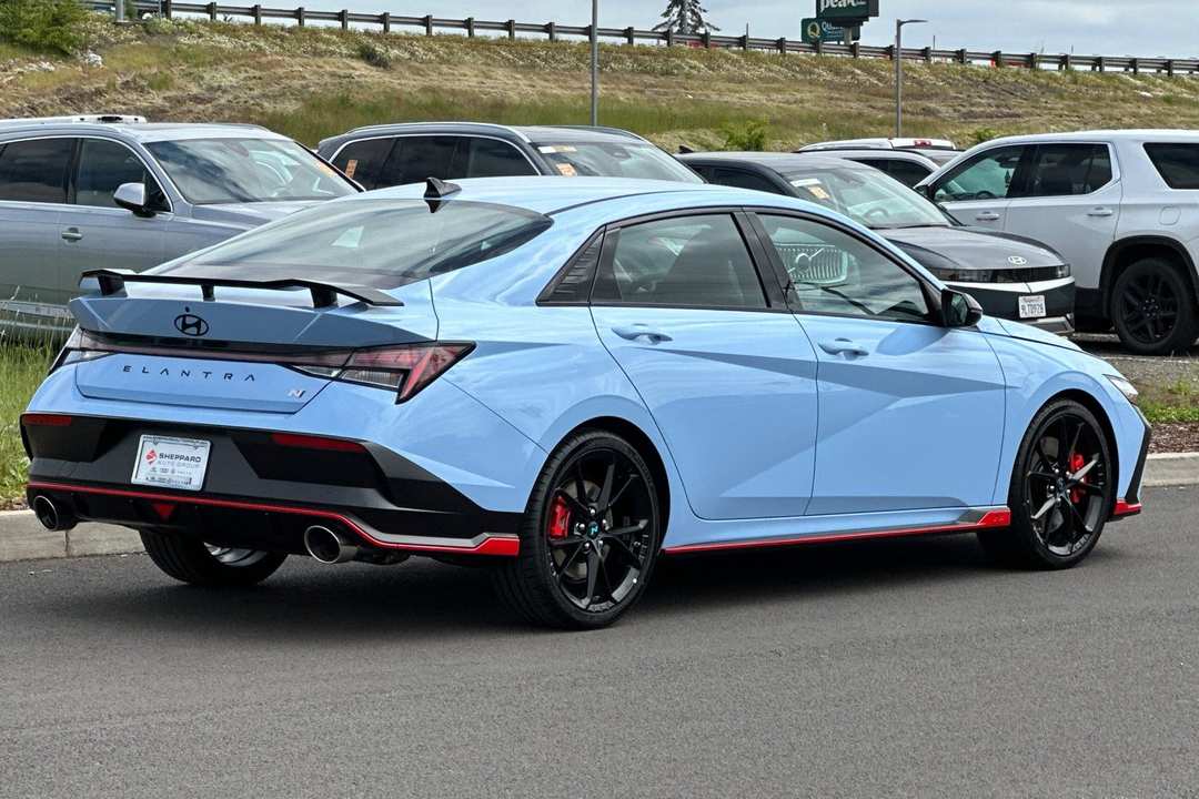 2026 Hyundai Elantra N Base - Image 3