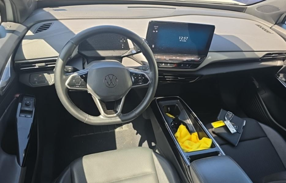 2023 Volkswagen Id.4 Pro S - Image 3