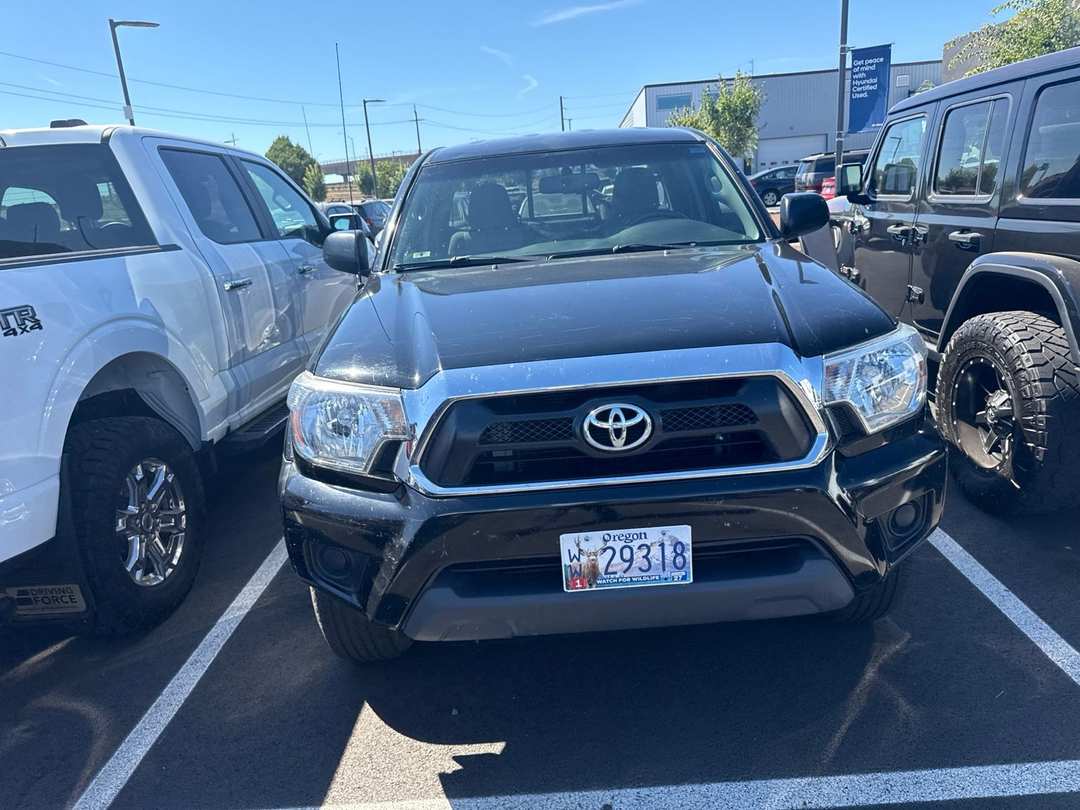 2013 Toyota Tacoma PreRunner - Image 2
