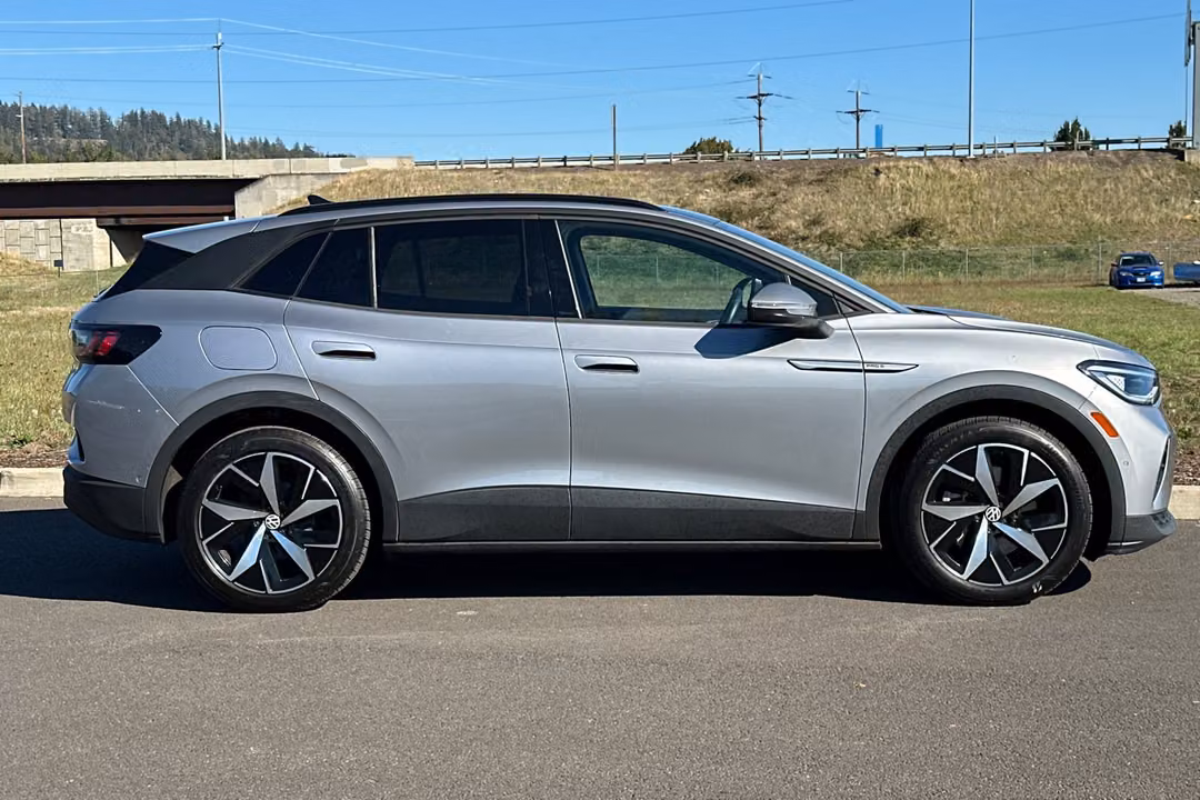 2023 Volkswagen Id.4 Pro S - Image 2