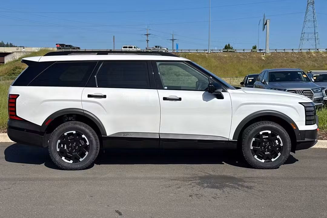 2026 Hyundai Palisade XRT Pro - Image 2
