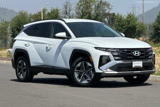 2026 Hyundai Tucson Hybrid SEL