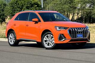 2025 Audi Q3 Premium