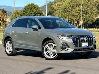 2019 Audi Q3 2.0T Premium Plus