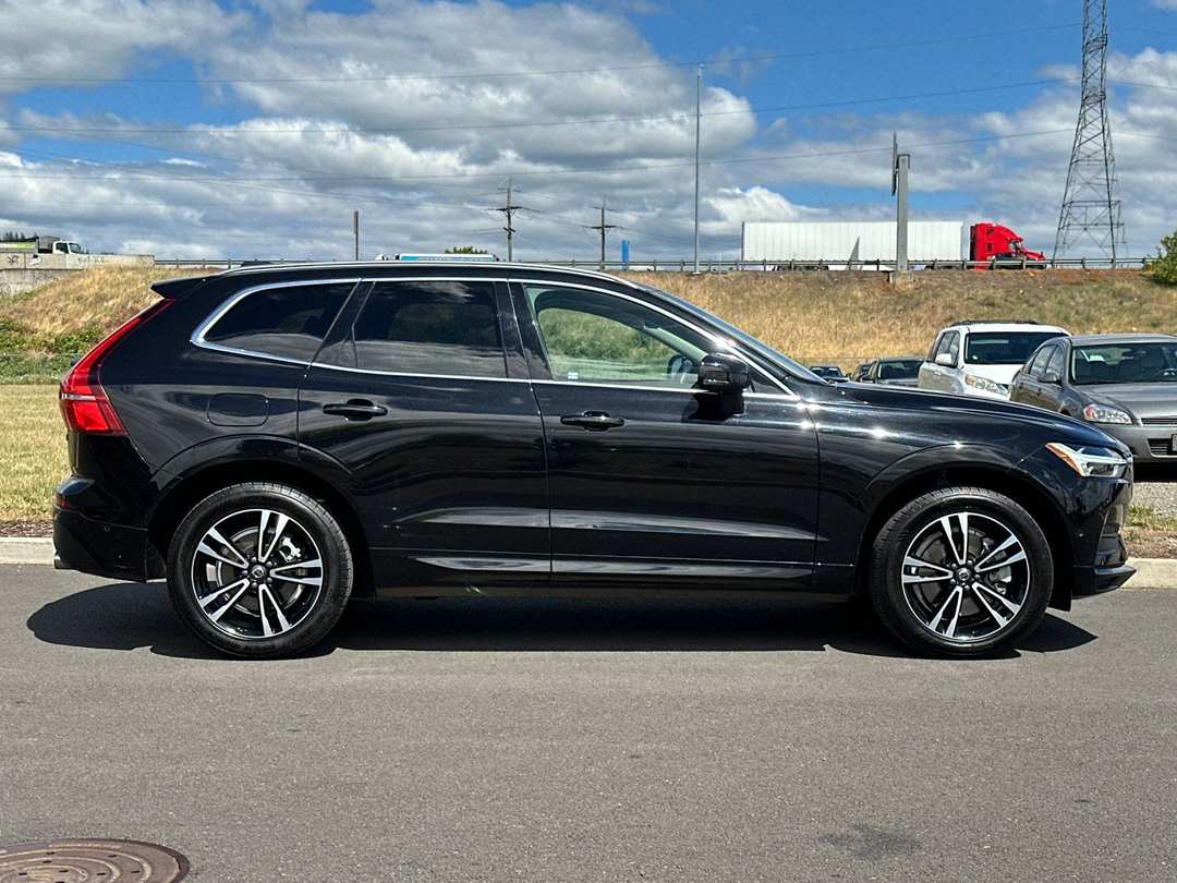 2019 Volvo Xc60 T6 Momentum - Image 2