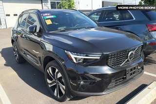 2024 Volvo Xc40 B5 Plus Dark Theme