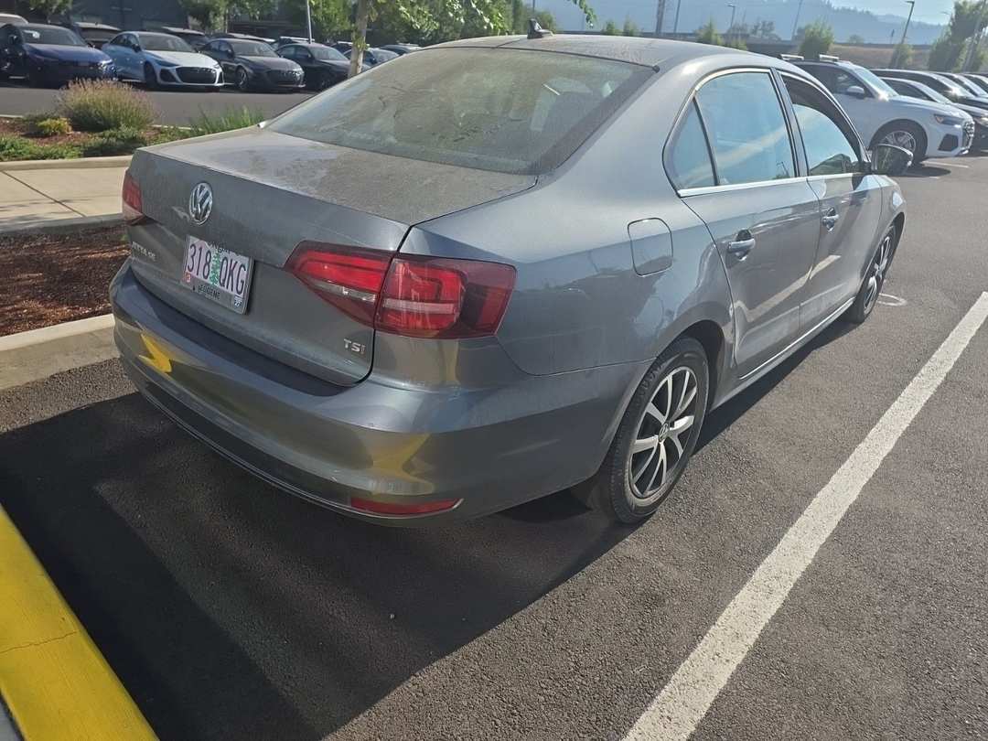 2017 Volkswagen Jetta 1.4T SE - Image 3