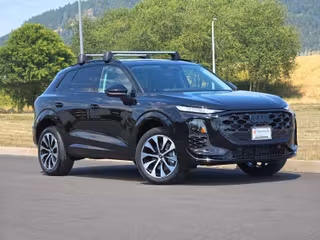 2026 Audi Q3 S line