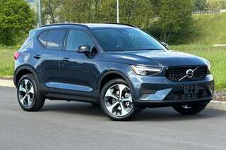 2026 Volvo Xc40 B5 Core