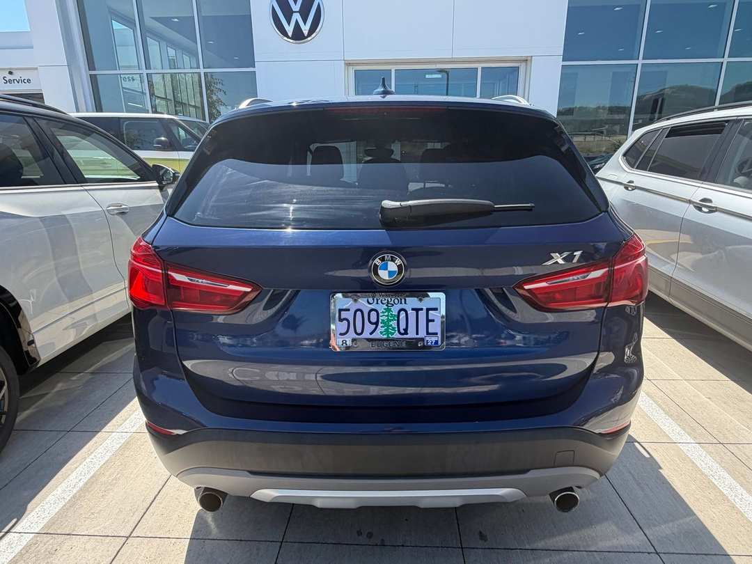 2017 BMW X1 xDrive28i - Image 3