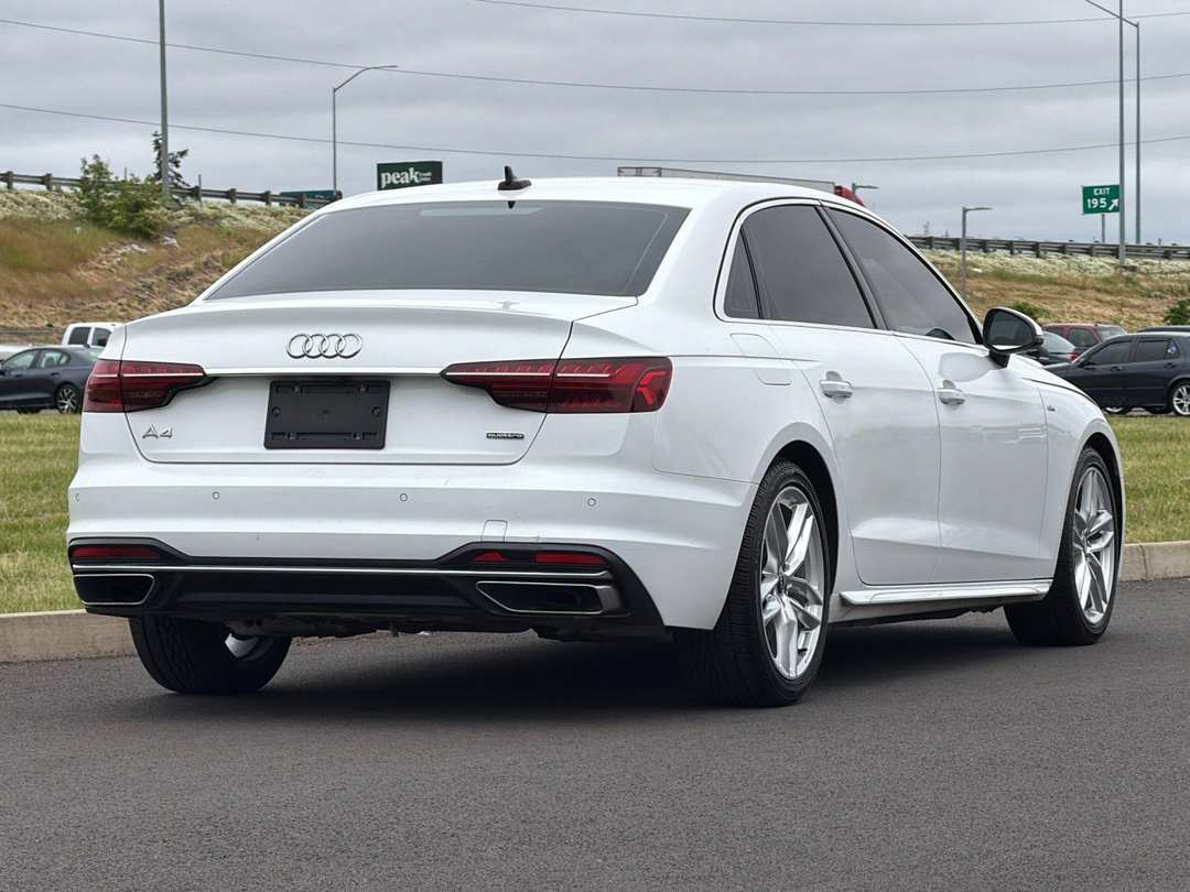 2023 Audi A4 45 S line Premium Plus - Image 3