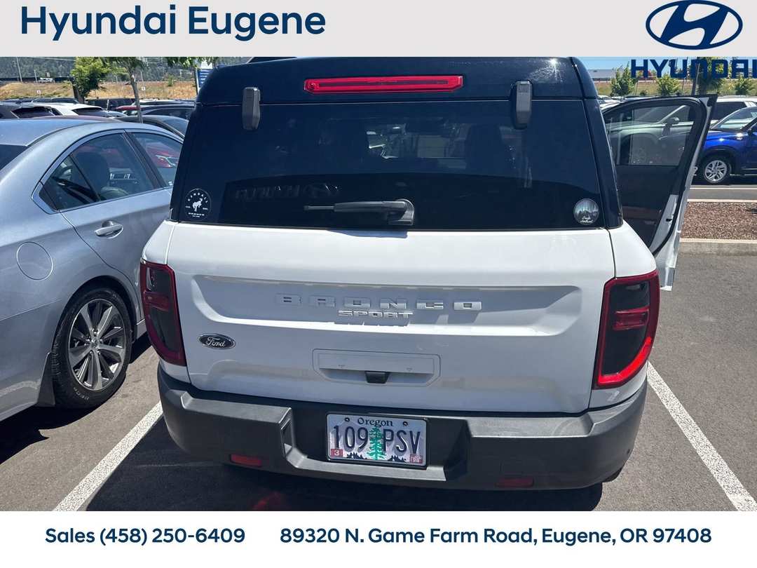 2024 Ford Bronco Sport Outer Banks - Image 2