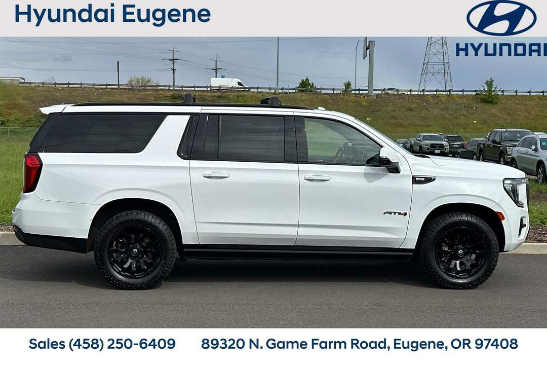 2022 GMC Yukon Xl AT4 - Image 2
