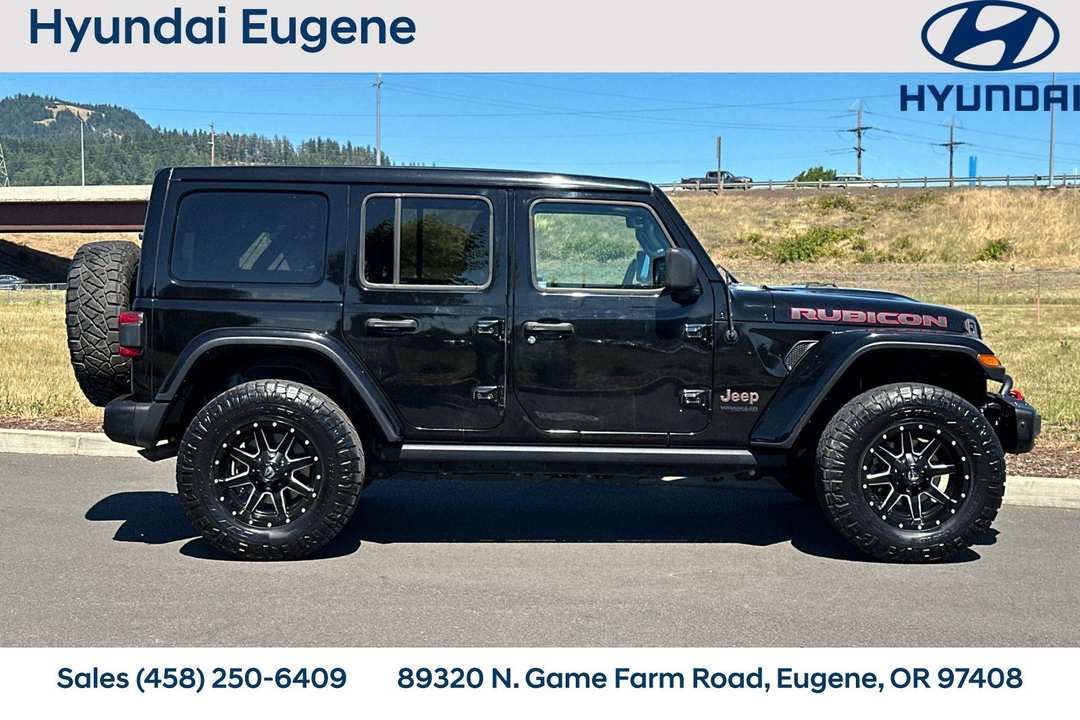 2019 Jeep Wrangler Unlimited Rubicon - Image 2