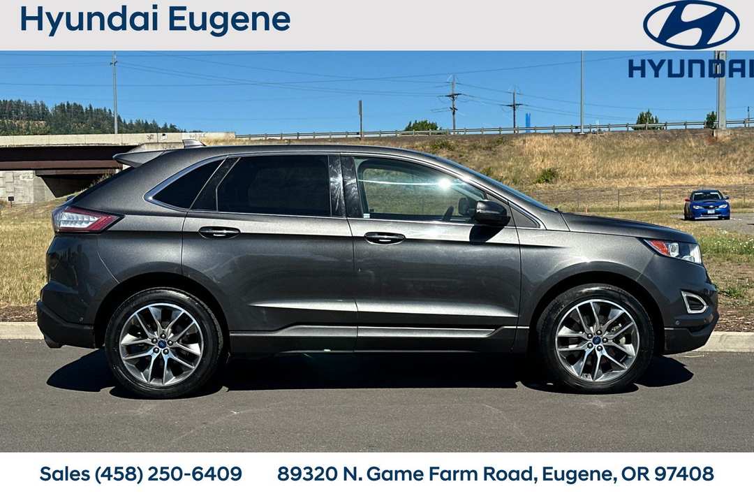 2016 Ford Edge Titanium - Image 2
