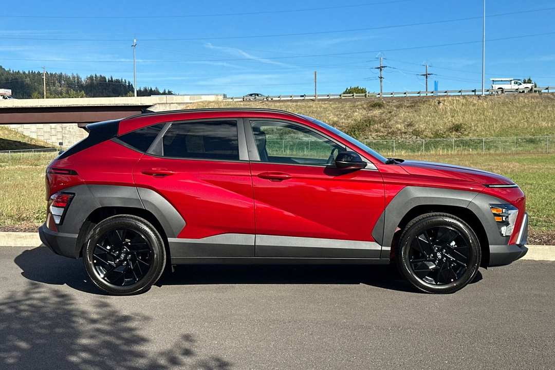 2027 Hyundai Kona SEL Sport - Image 2