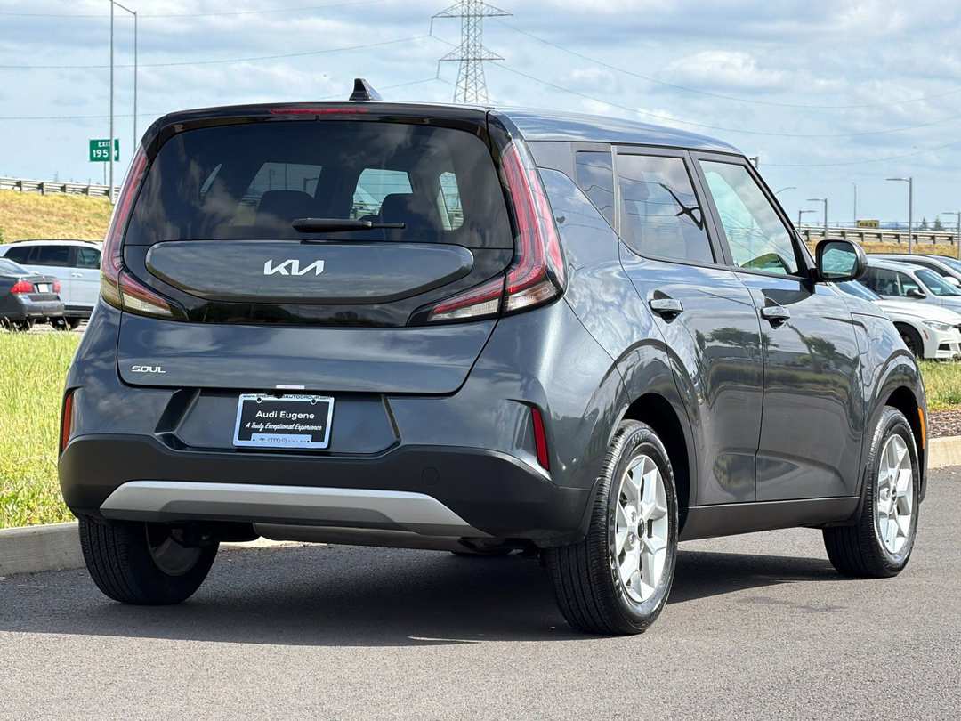 2024 Kia Soul LX - Image 3