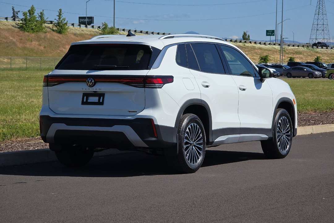 2026 Volkswagen Tiguan 2.0T S - Image 3