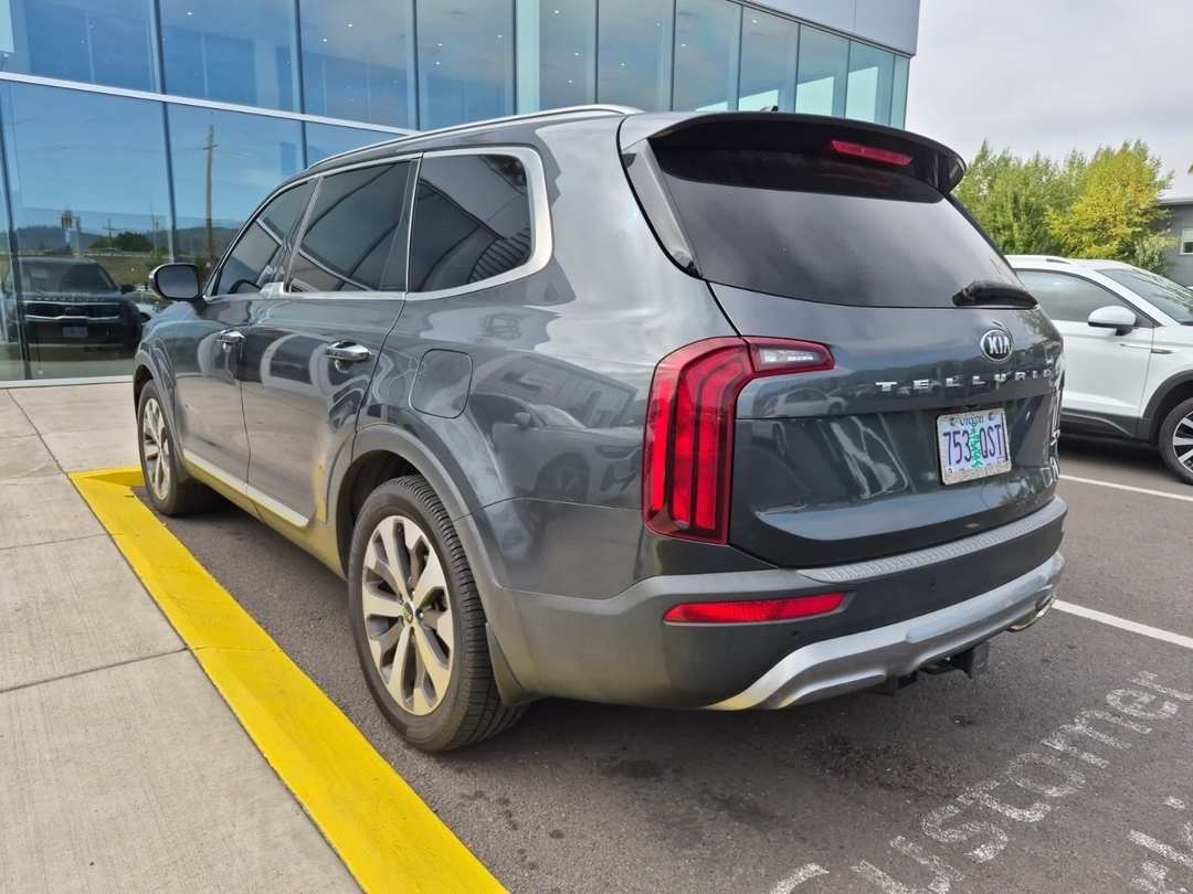 2020 Kia Telluride S - Image 2