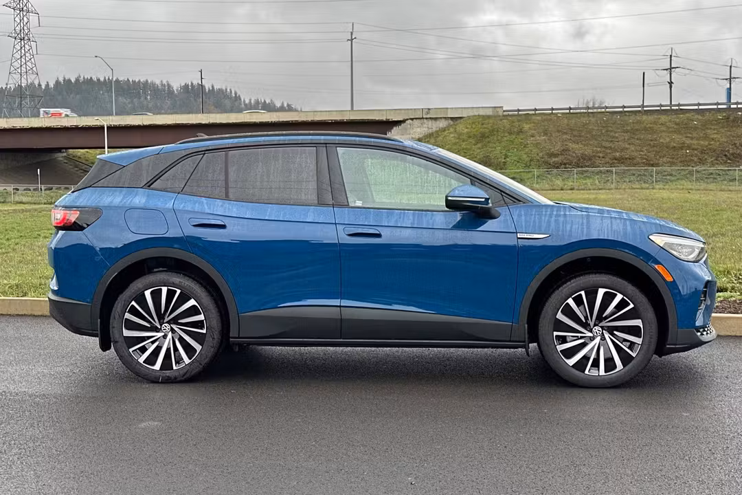 2026 Volkswagen Id.4 Pro - Image 2