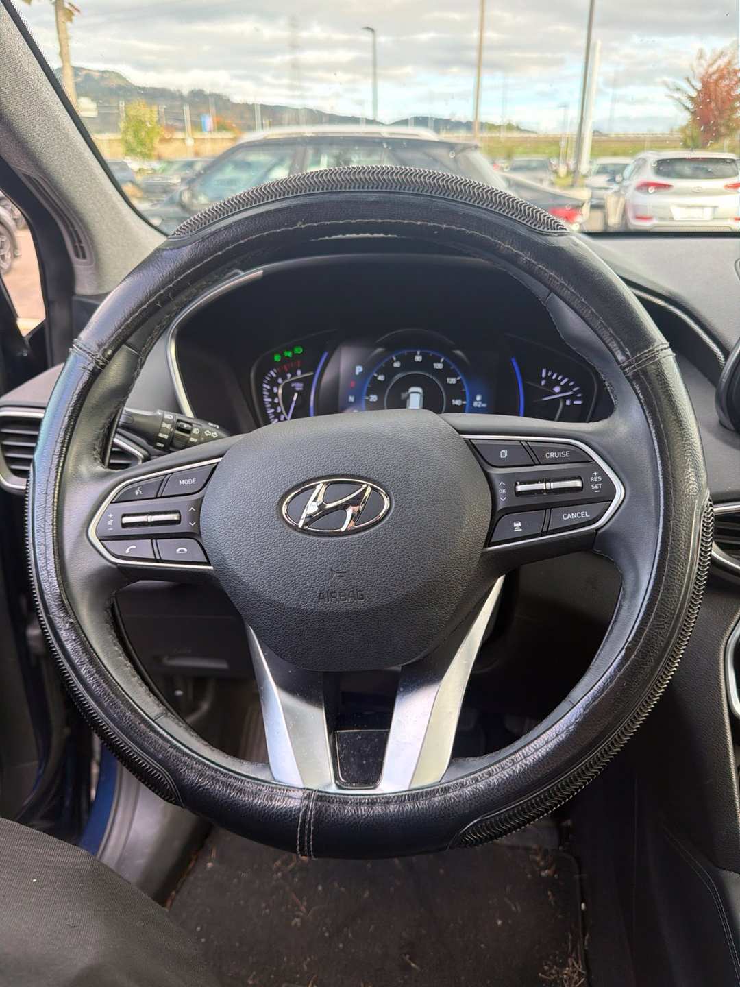 2020 Hyundai Santa Fe SEL - Image 3