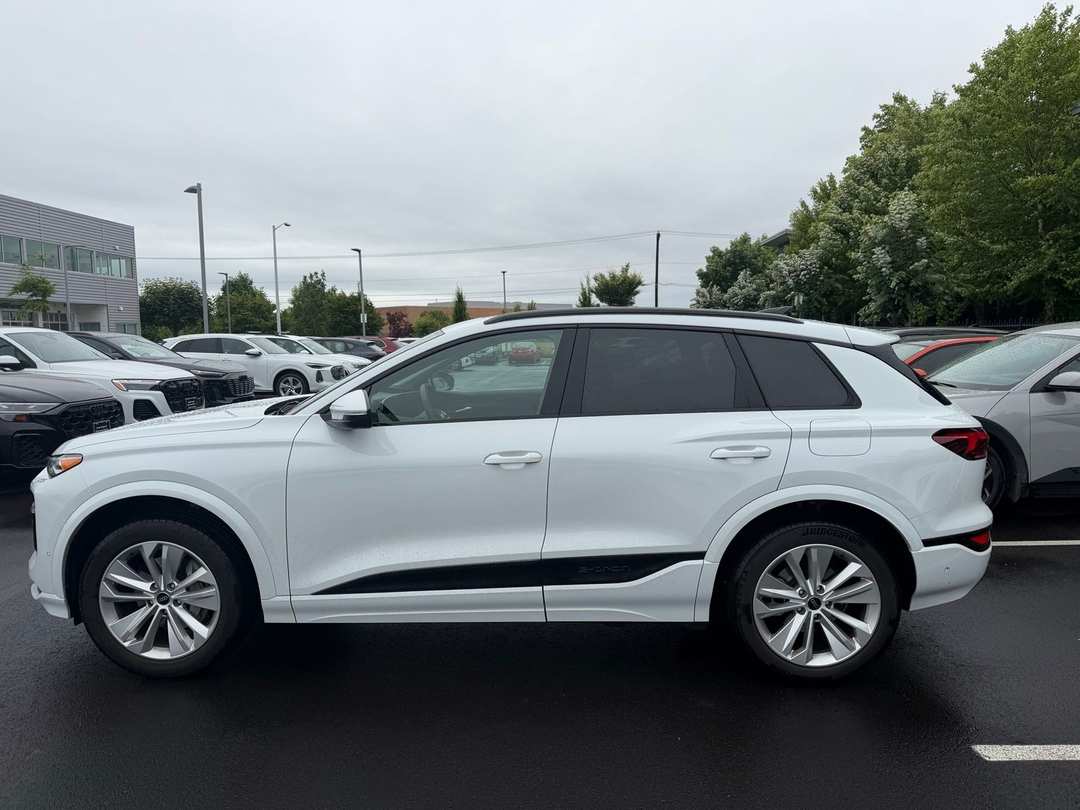 2025 Audi Q6 E-Tron Premium - Image 2