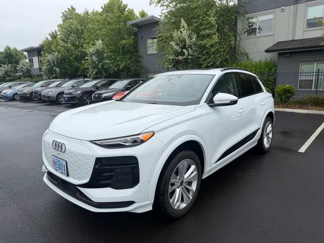 2025 Audi Q6 E-Tron Premium