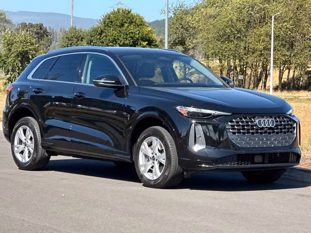 2025 Audi Q5 2.0T Premium