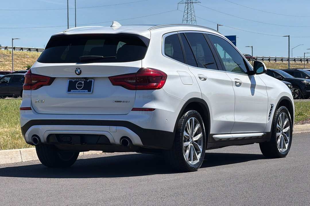 2019 BMW X3 xDrive30i - Image 3